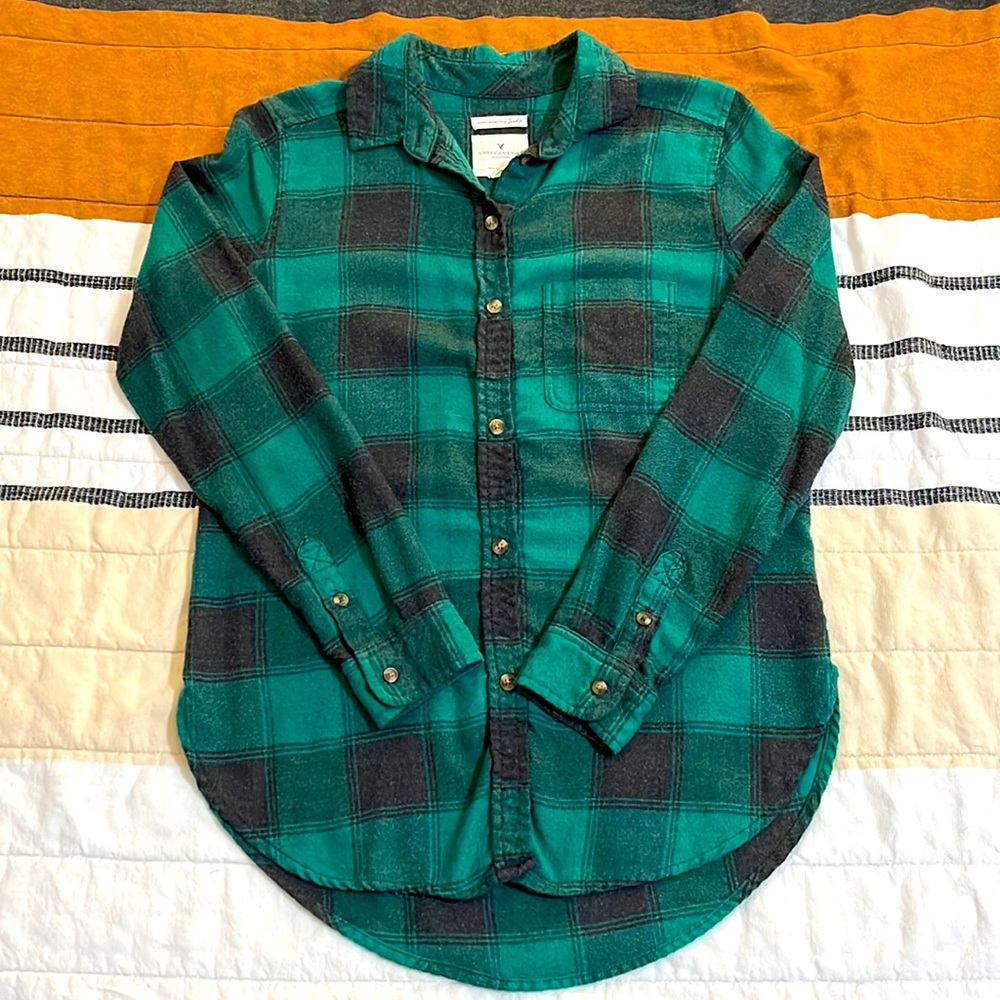 American Eagle Plaid Long Sleeve Shirt